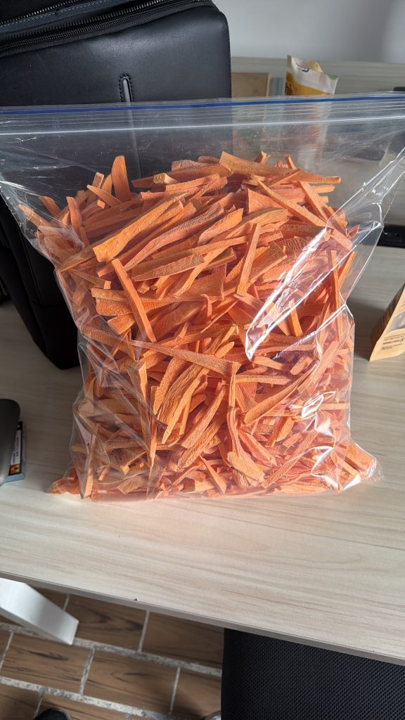 Tiras de vegetal liofilizado en bolsa
